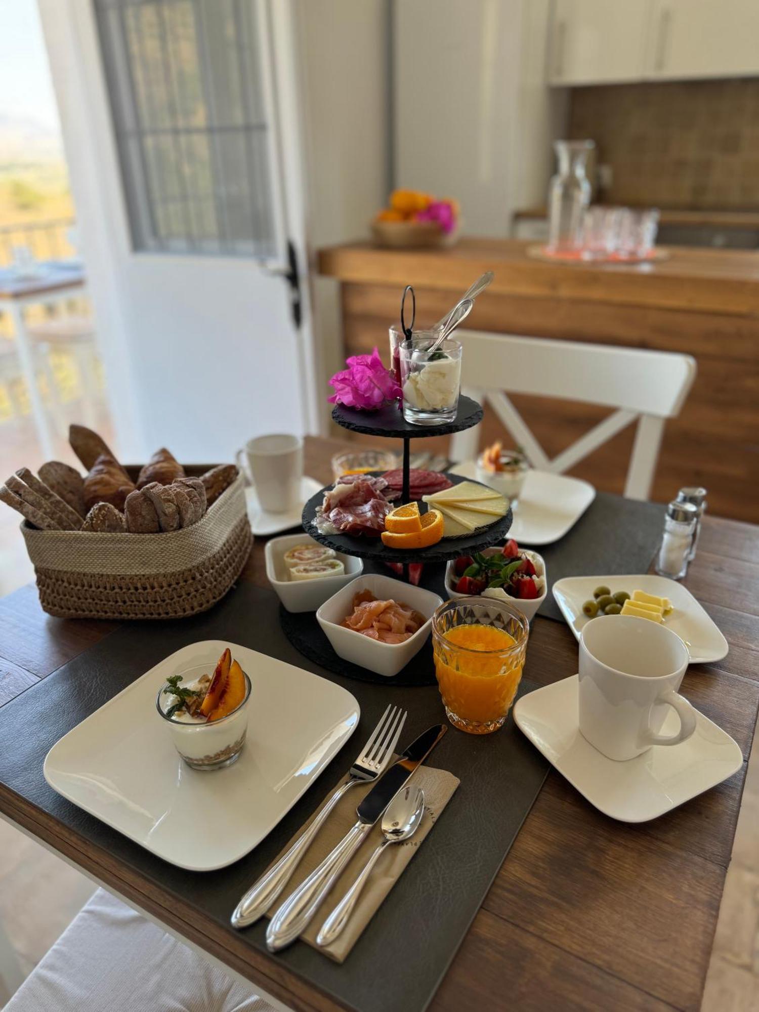 Santa Teresa Bed & Breakfast Andalusien Pizarra Exteriör bild